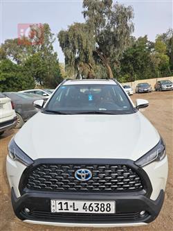 تۆیۆتا کۆرۆلا کرۆس